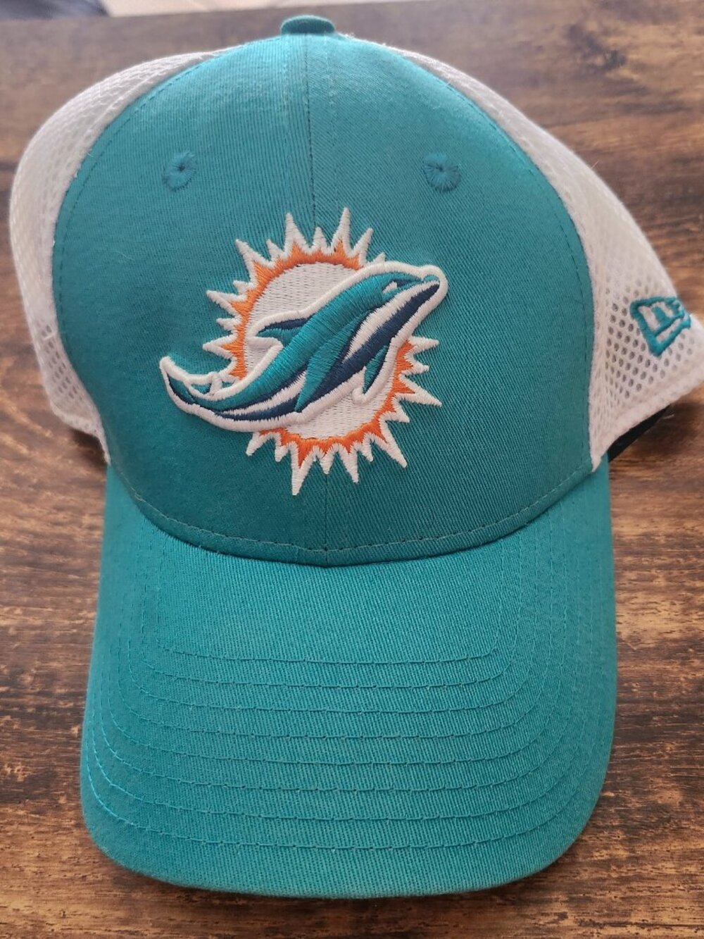New Era 39THIRTY Miami Dolphins NFL Stretch Fit Baseball Hat Size S-M USED